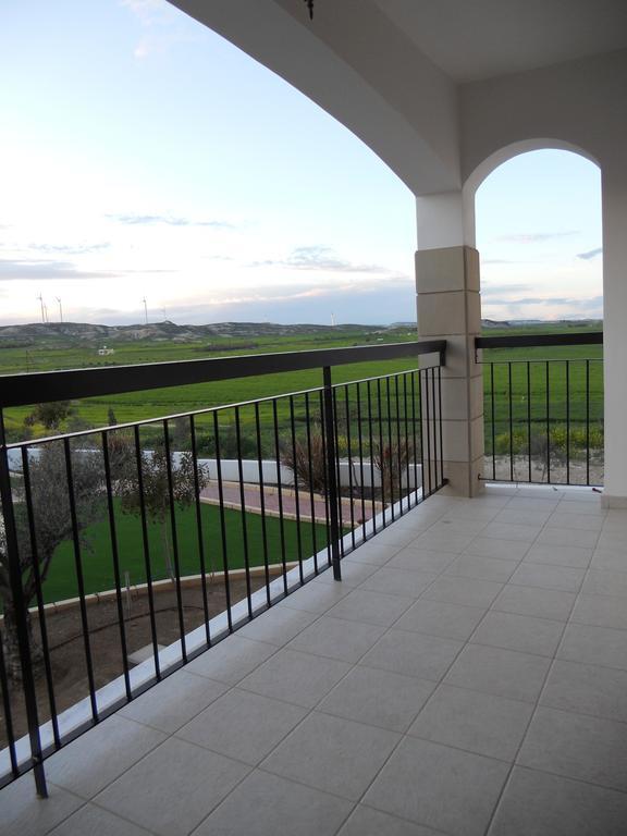 Emerald Heights Tersephanou 部屋 写真